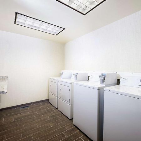 Hampton Inn Virginia Beach Oceanfront North Екстериор снимка