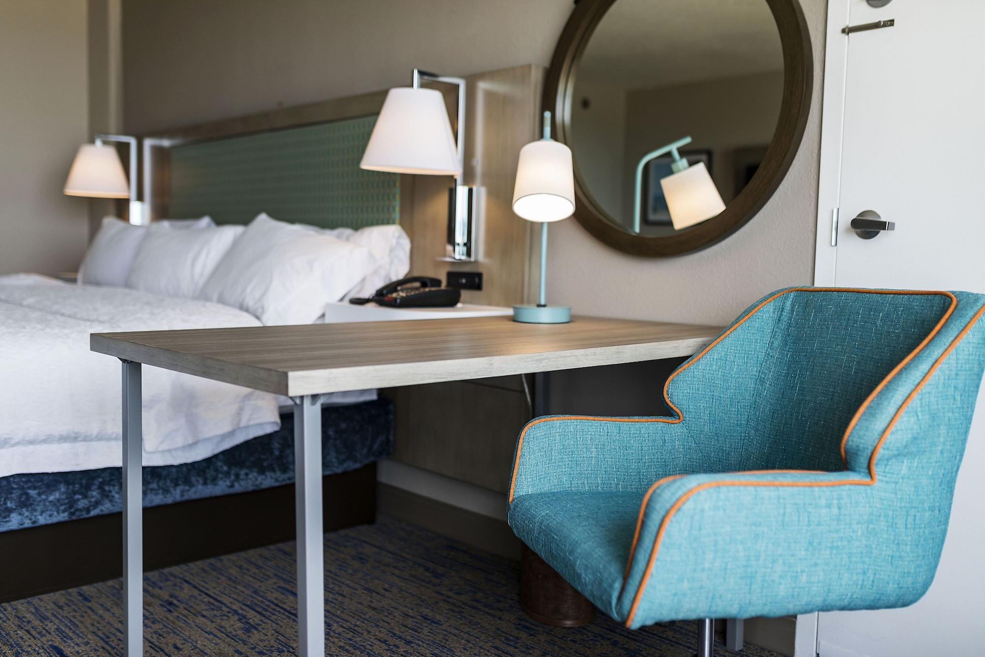 Hampton Inn Virginia Beach Oceanfront North Екстериор снимка