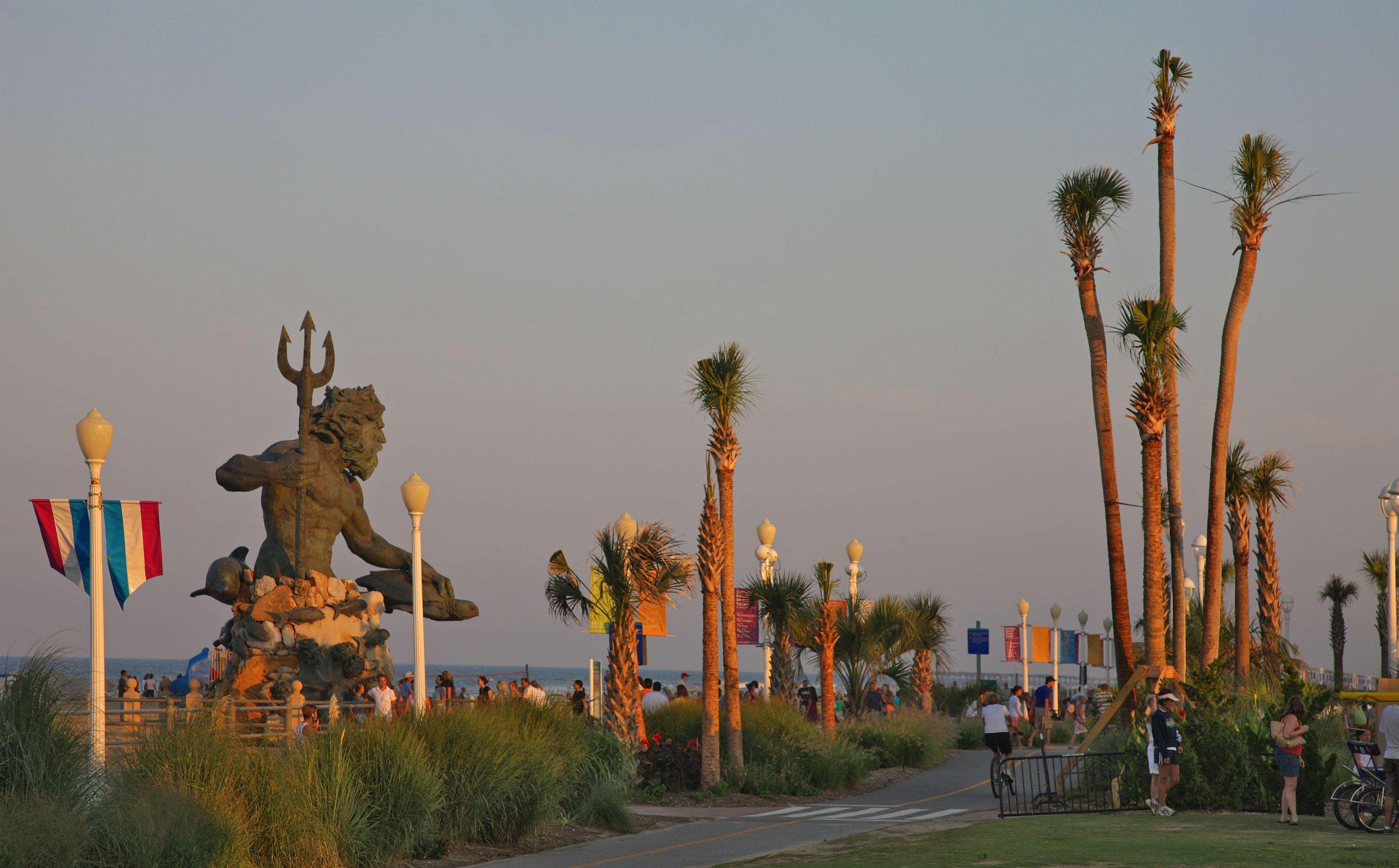 Hampton Inn Virginia Beach Oceanfront North Екстериор снимка