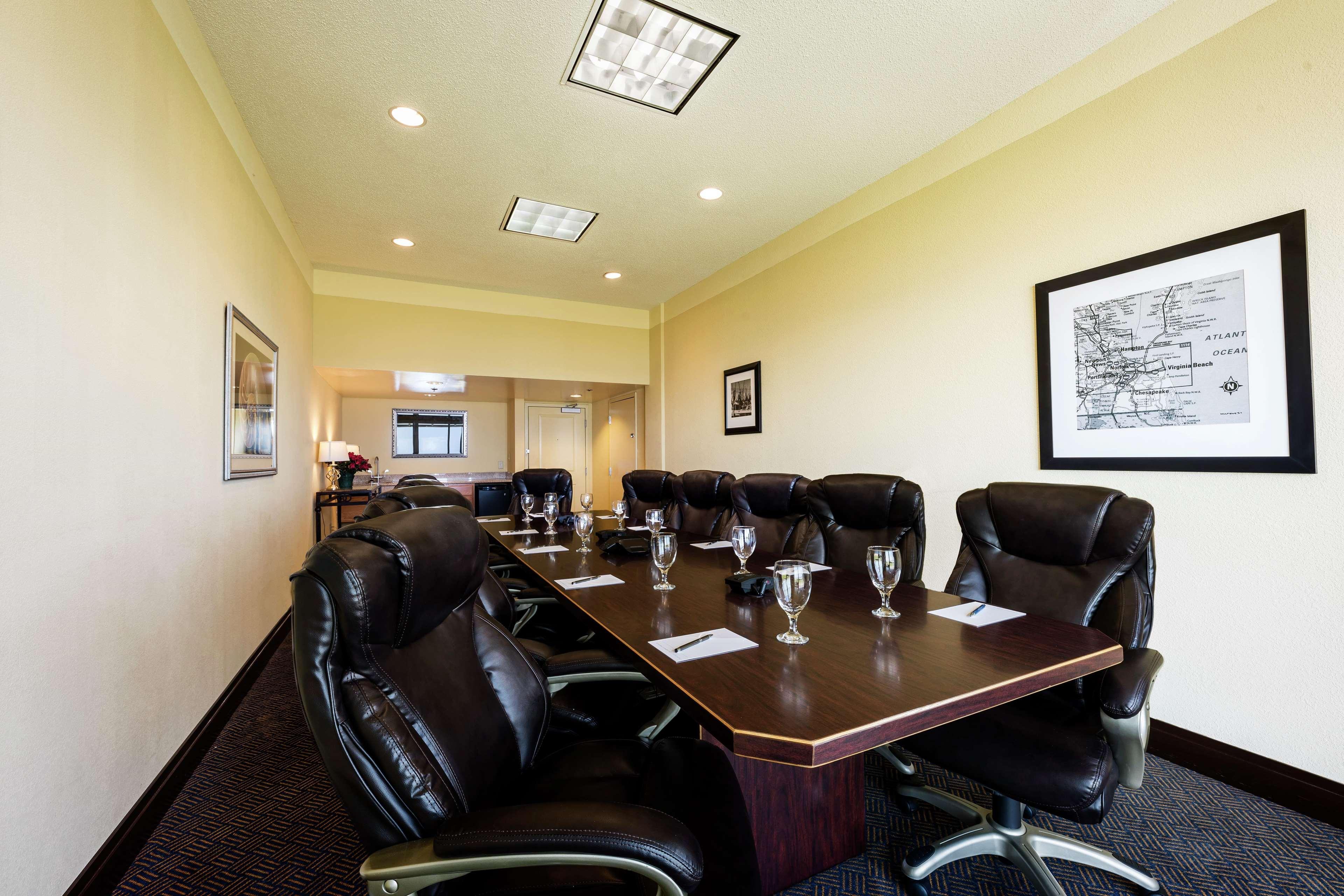 Hampton Inn Virginia Beach Oceanfront North Екстериор снимка