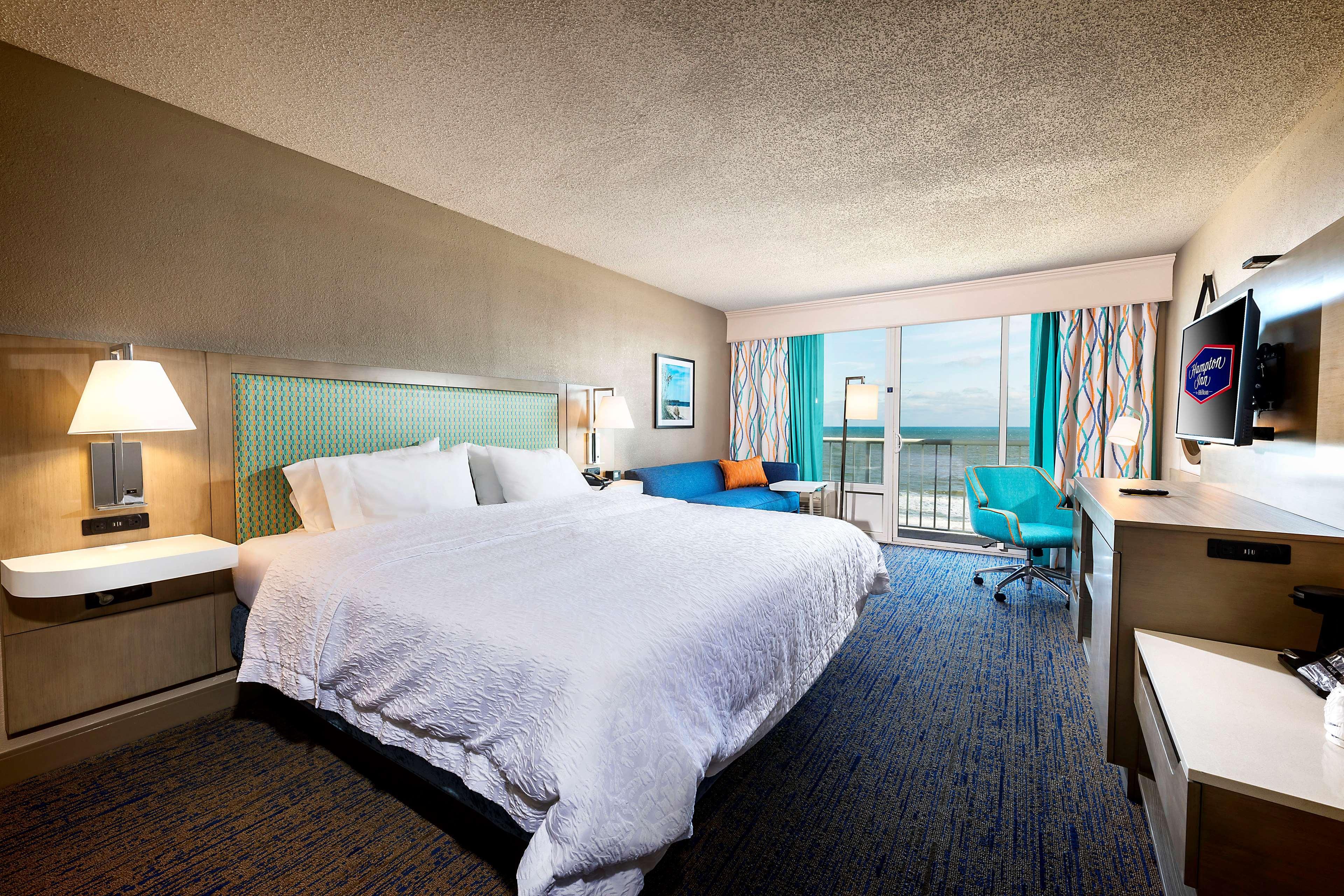 Hampton Inn Virginia Beach Oceanfront North Екстериор снимка