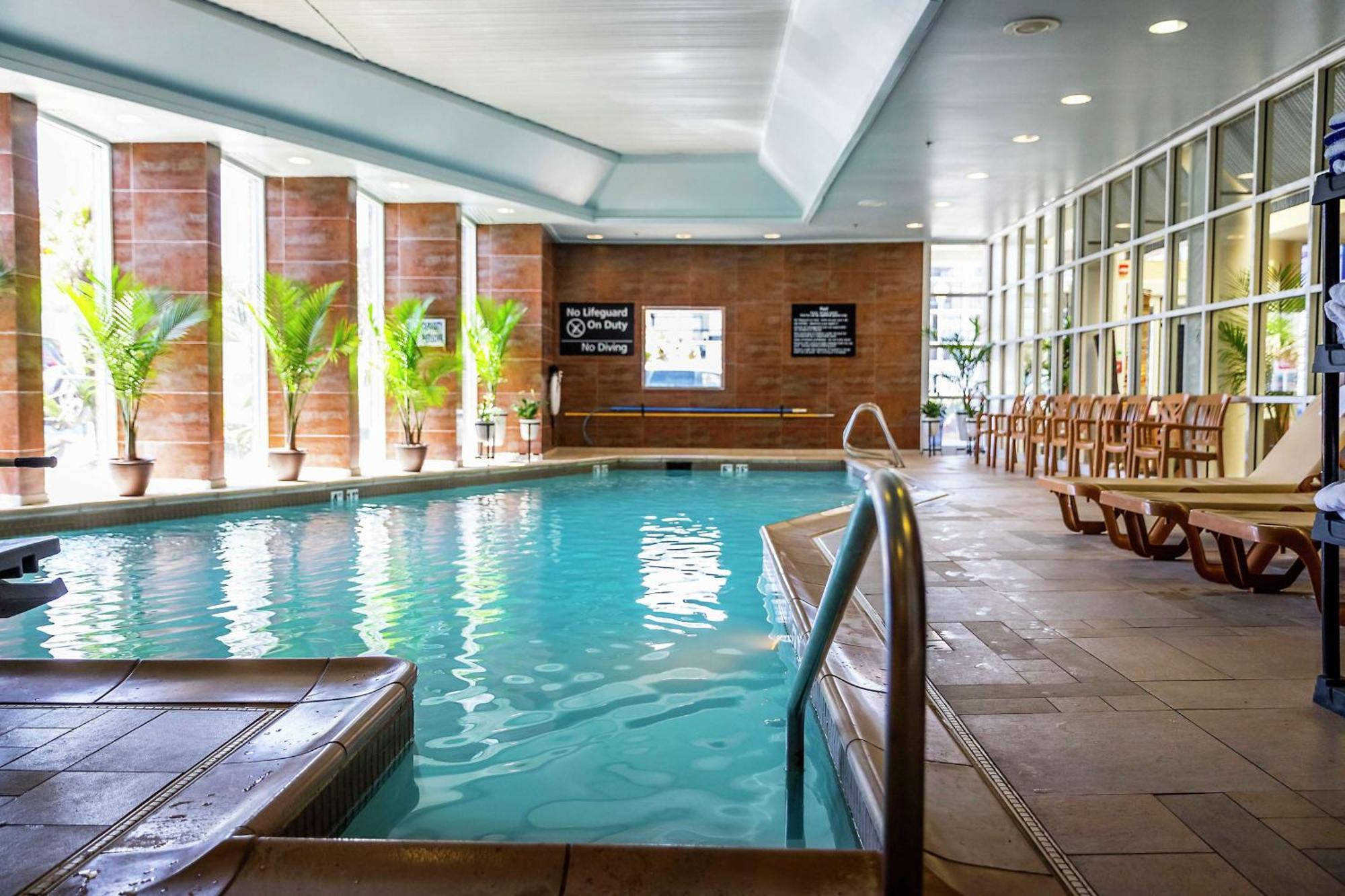 Hampton Inn Virginia Beach Oceanfront North Екстериор снимка