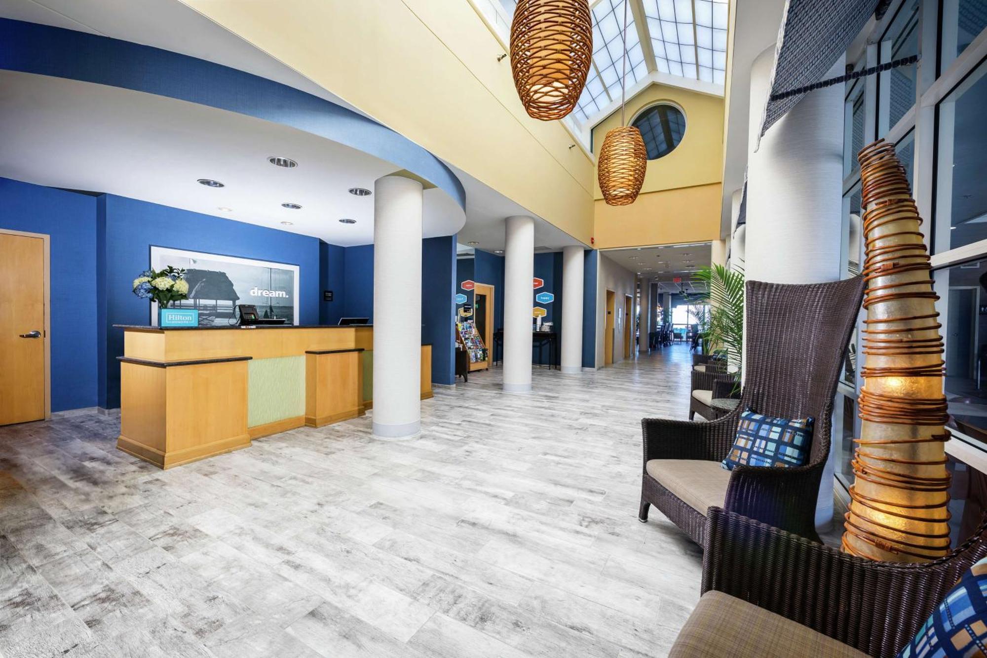 Hampton Inn Virginia Beach Oceanfront North Екстериор снимка