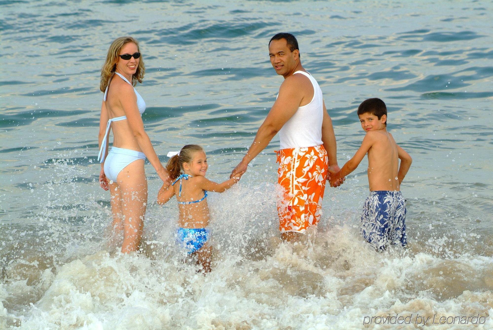 Hampton Inn Virginia Beach Oceanfront North Екстериор снимка