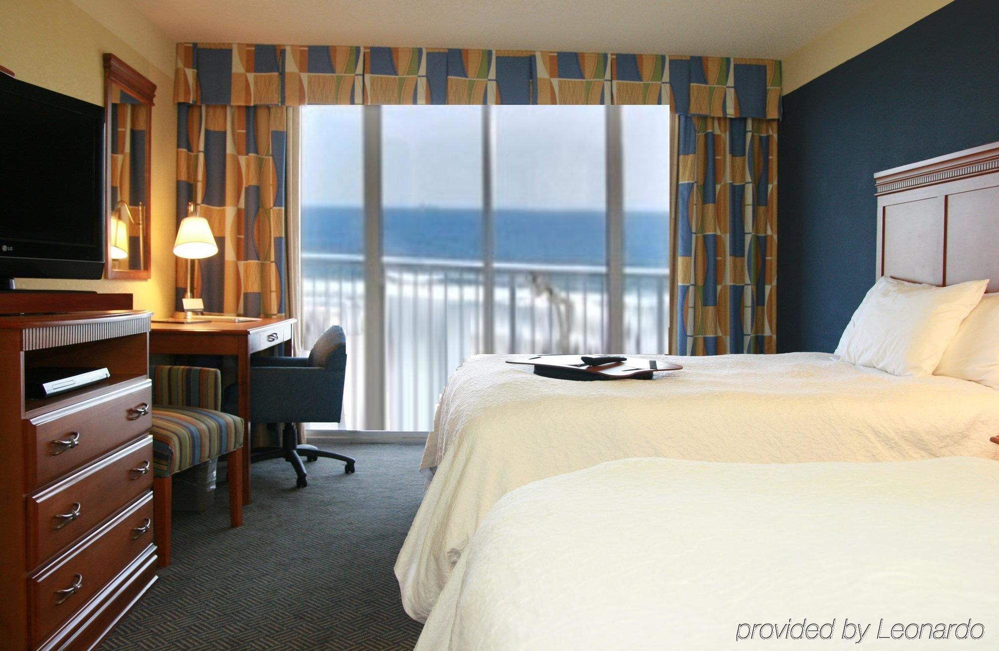Hampton Inn Virginia Beach Oceanfront North Екстериор снимка
